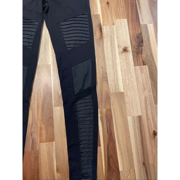 ALO 7/8 High-Waist Moto Legging - Picture 3 of 5